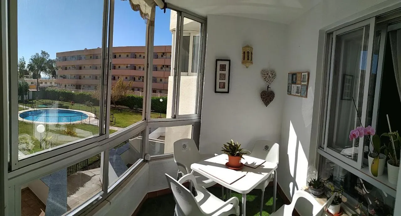 Lovely Apartment In Torremolinos Views Of The Sea, Pool, Terrace, Sofa Bed And Fully Equipped Kitchen
